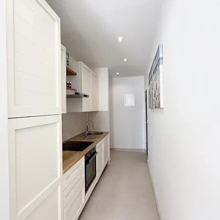 Apartment Mali Raj *