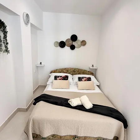 Apartment Mali Raj *