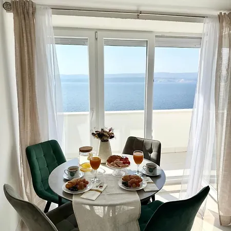 Mali Raj Apartment