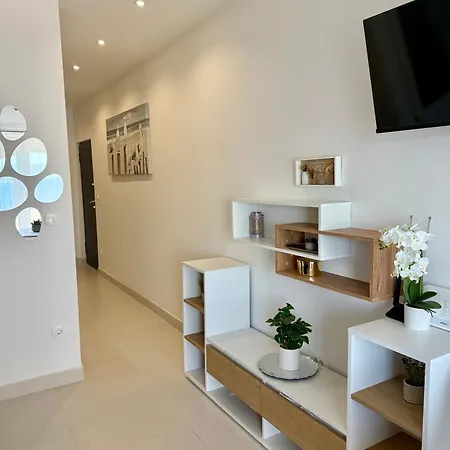 Apartment Mali Raj
